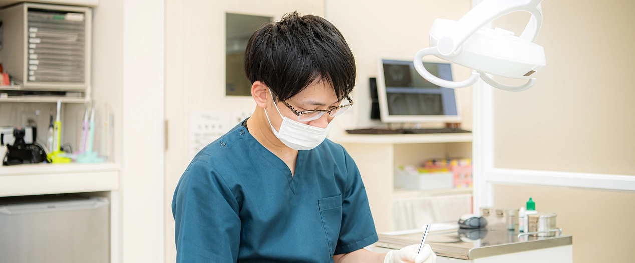 成人の矯正治療での院長施術