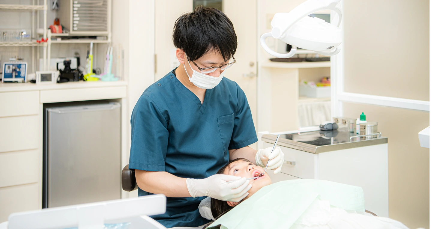 金沢けんろく矯正歯科の院長の写真